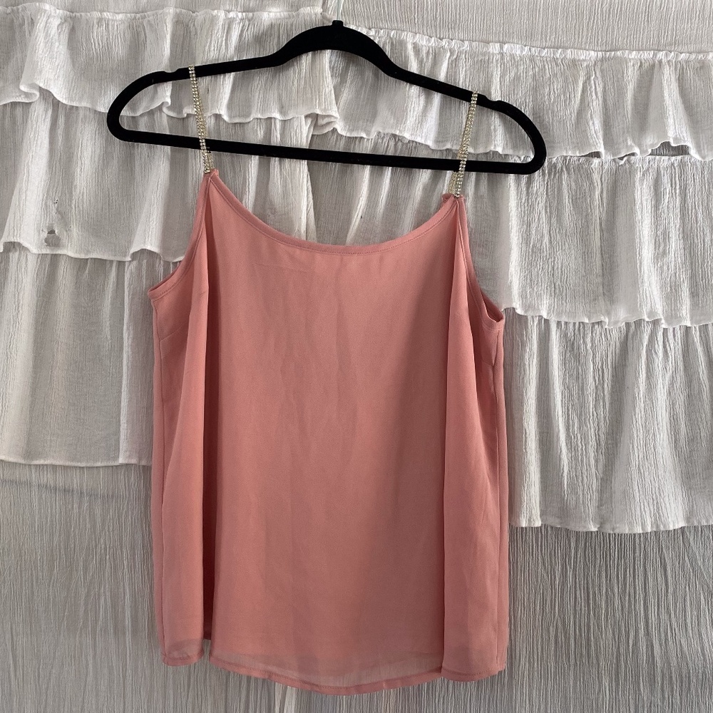 💖 3 for $35 Charlotte Ruse Pink Rhinestone Tank Top